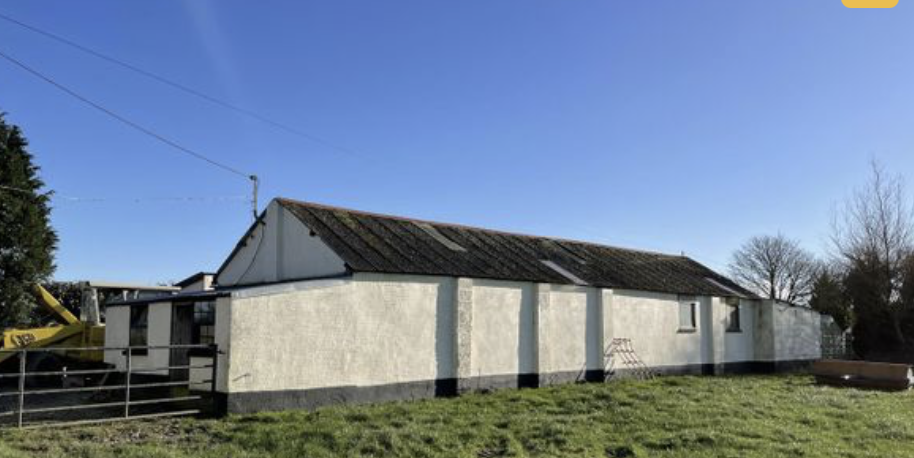 Barn for sale for
            conversion