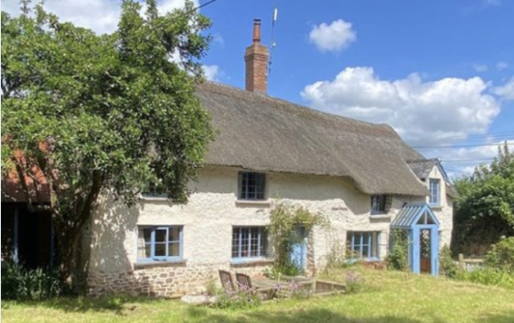 Thatched cottage for sale