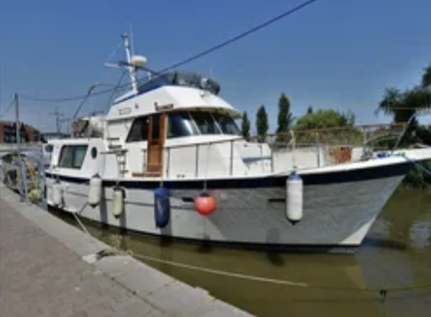 Houseboat for sale