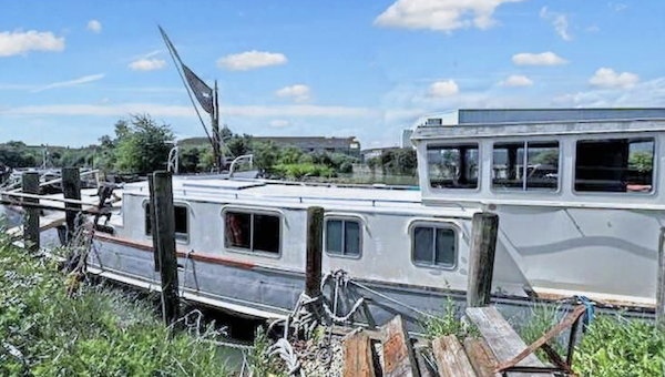 Houseboat for sale