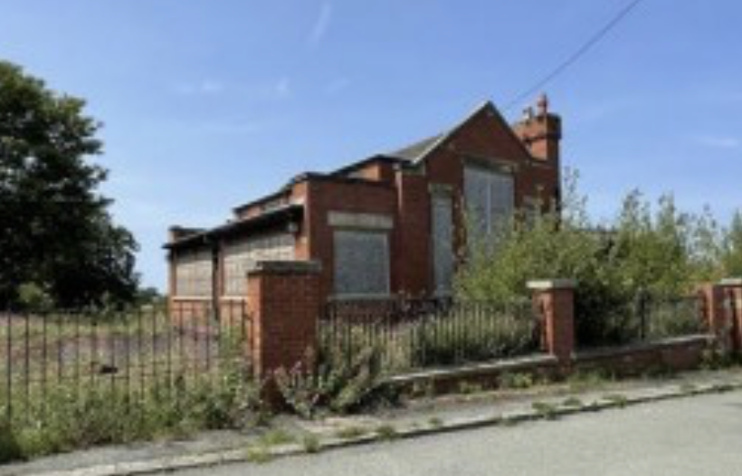 Former youth club for redevelopment